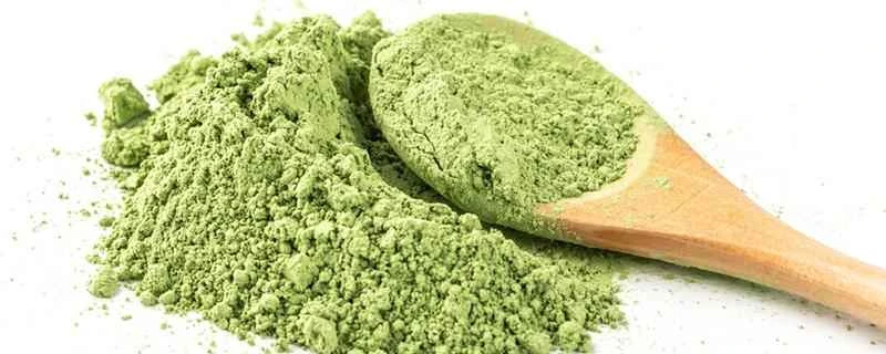 大麦若葉ジュースは水に溶かすと沈殿しますか？沈殿物が残った大麦若葉ジュースを飲んでも安全ですか？