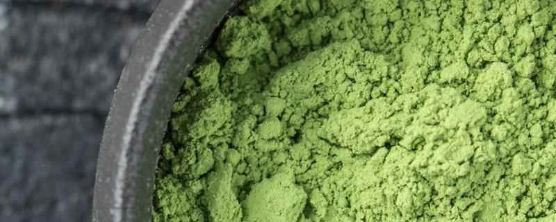 脾臓や胃が弱い人は大麦若葉ジュースを飲んでも大丈夫ですか？大麦若葉ジュースの副作用や禁忌は何ですか？