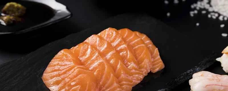 ダイエット中にサーモンを食べてもいいですか？サーモンはカロリーが高いですか？