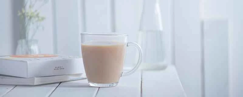 生理中にミルクティーを飲むと体重が増えますか？体重を増やさずにミルクティーを飲むにはどうすればいいですか？