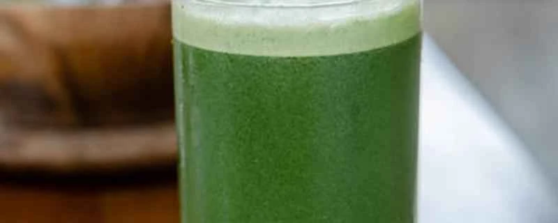 青汁を水で薄めて飲んでも大丈夫ですか？青汁を飲むと体内の湿気が悪化しますか？